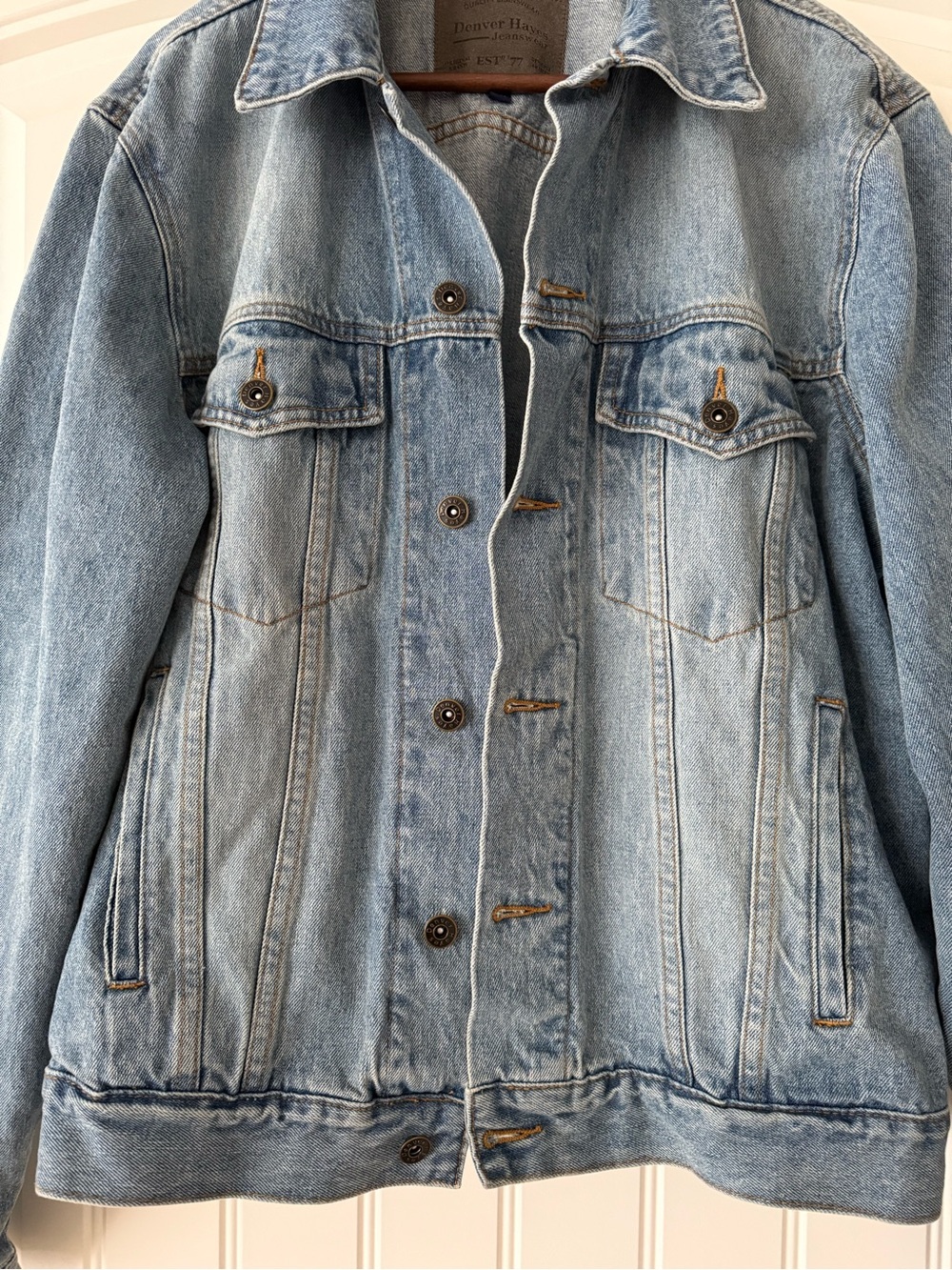 Denver Hayes Denim Jean Jacket. Size Large. - Picture 3 of 12